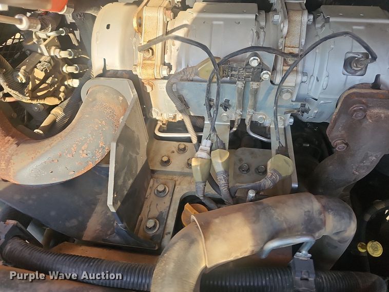 image for item NX9126 2015 Kubota  SVL 75-2 tracked skid steer loader