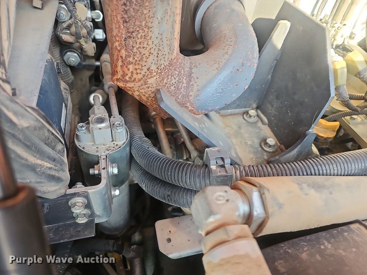 image for item NX9126 2015 Kubota  SVL 75-2 tracked skid steer loader