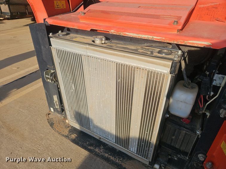 image for item NX9126 2015 Kubota  SVL 75-2 tracked skid steer loader