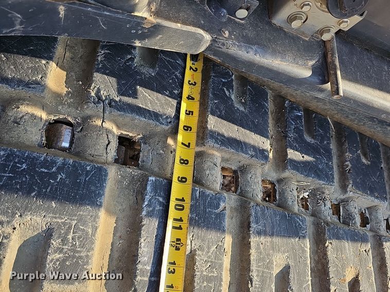 image for item NX9126 2015 Kubota  SVL 75-2 tracked skid steer loader