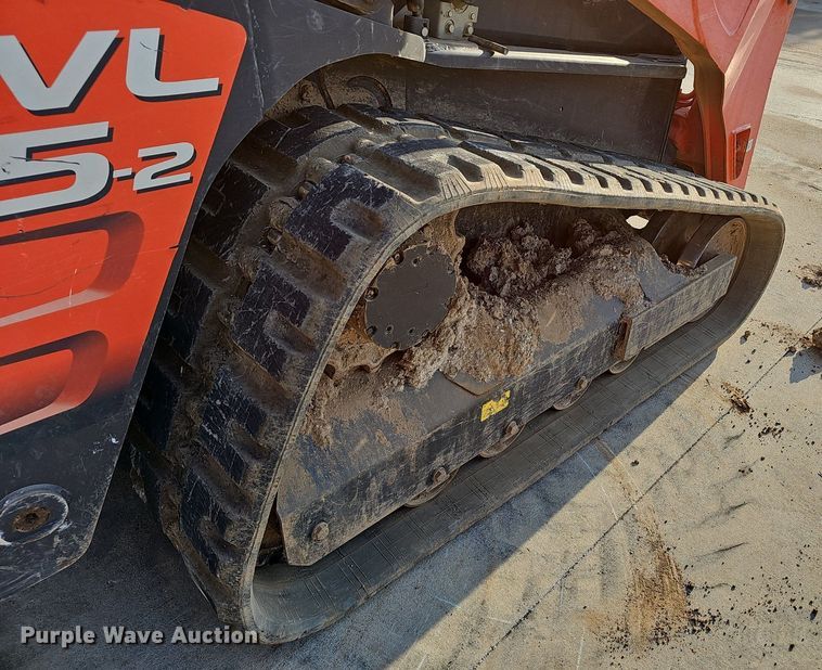 image for item NX9126 2015 Kubota  SVL 75-2 tracked skid steer loader