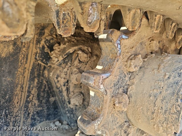 image for item NX9126 2015 Kubota  SVL 75-2 tracked skid steer loader