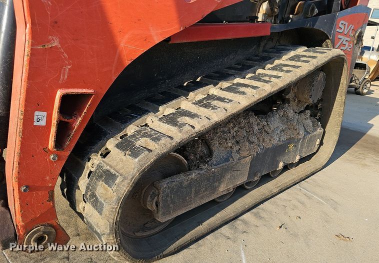 image for item NX9126 2015 Kubota  SVL 75-2 tracked skid steer loader