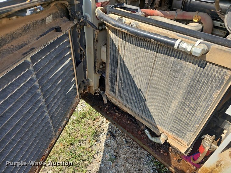 image for item NX9128 2021 Takeuchi  TL12V2 tracked skid steer loader