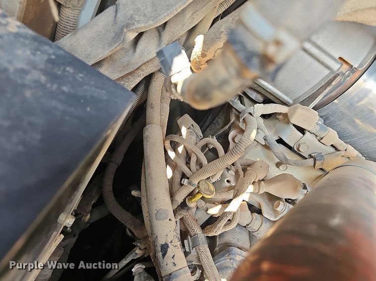 image for item NX9128 2021 Takeuchi  TL12V2 tracked skid steer loader