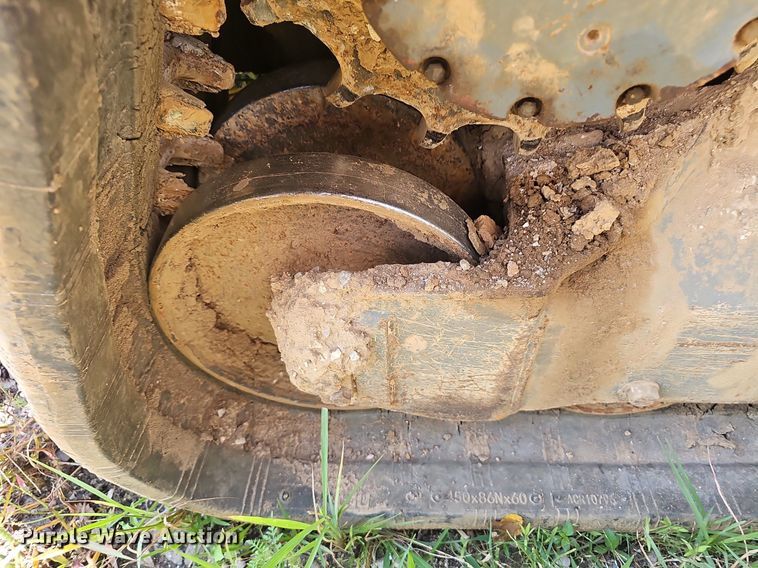 image for item NX9128 2021 Takeuchi  TL12V2 tracked skid steer loader