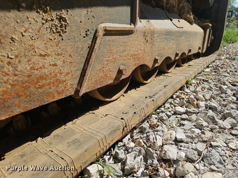 image for item NX9128 2021 Takeuchi  TL12V2 tracked skid steer loader