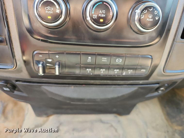 image for item NX9129 2014 Dodge Ram 5500 utility / service truck