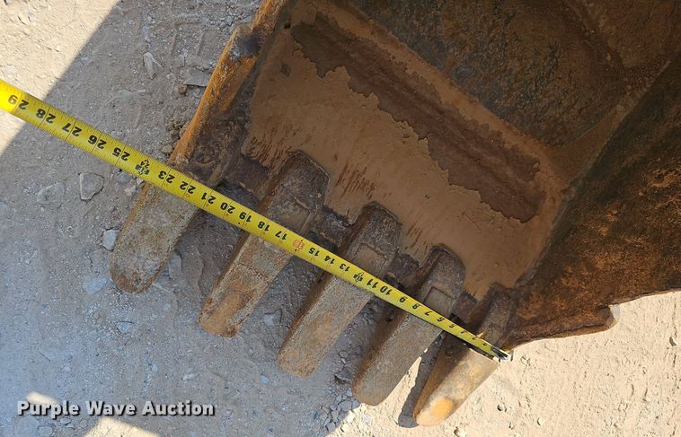 image for item NX9134 2015 Case CX80C mini excavator