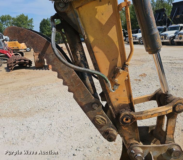 image for item NX9134 2015 Case CX80C mini excavator