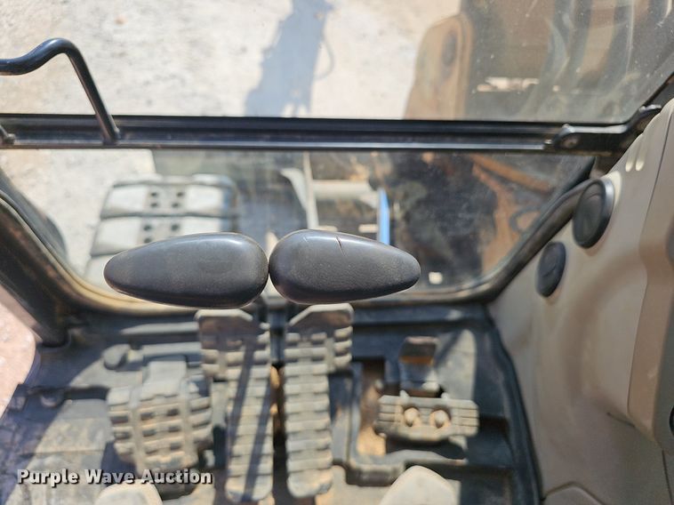 image for item NX9134 2015 Case CX80C mini excavator