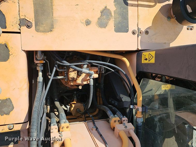 image for item NX9135 2014 Sany SY235LC excavator