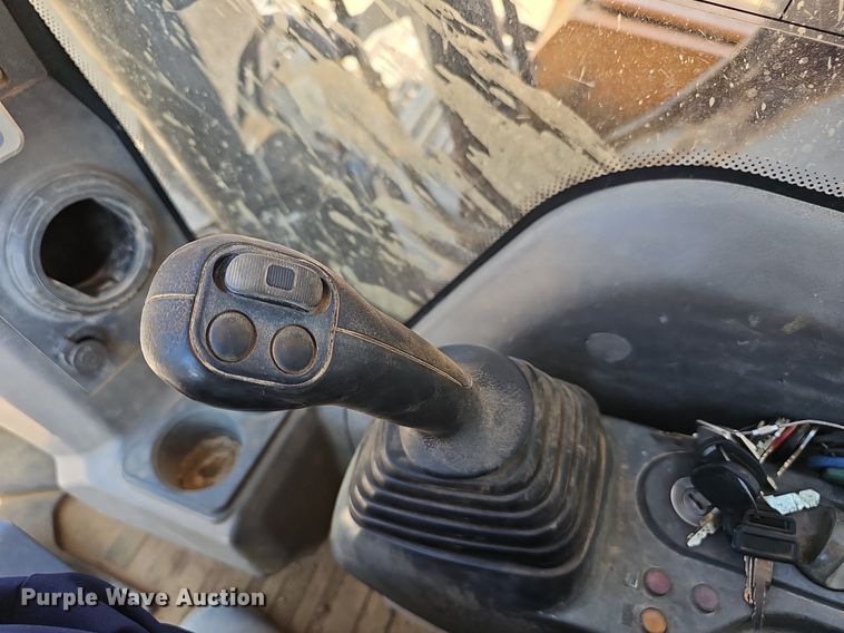 image for item NX9135 2014 Sany SY235LC excavator