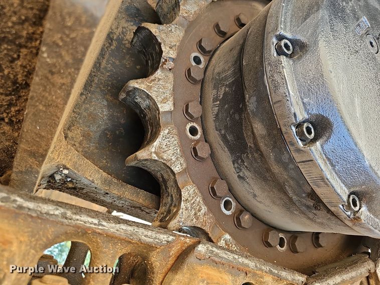 image for item NX9135 2014 Sany SY235LC excavator