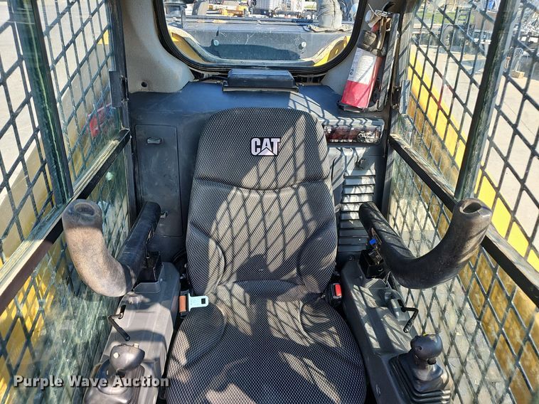 image for item NX9143 2020 Caterpillar  299D3XE tracked skid steer loader