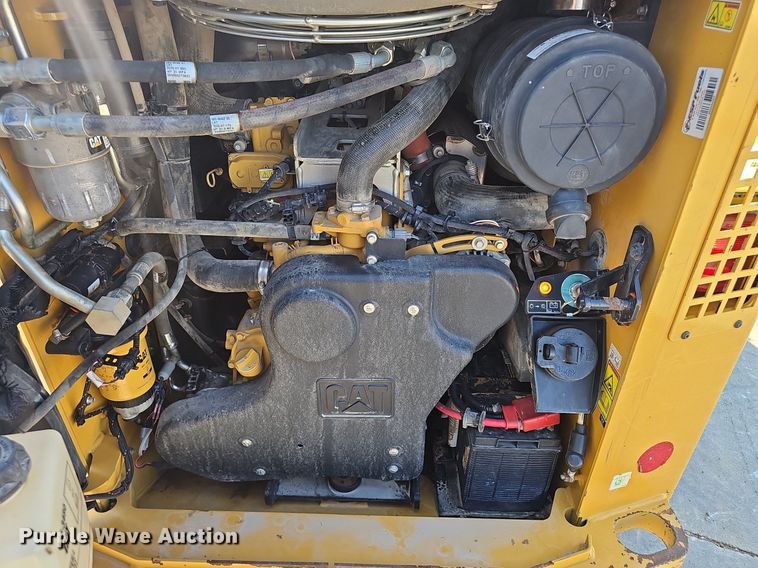 image for item NX9143 2020 Caterpillar  299D3XE tracked skid steer loader