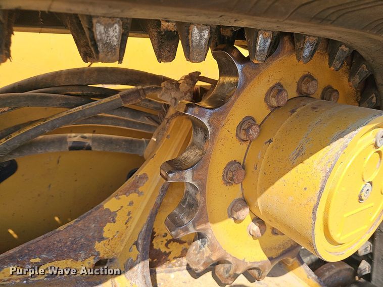 image for item NX9143 2020 Caterpillar  299D3XE tracked skid steer loader