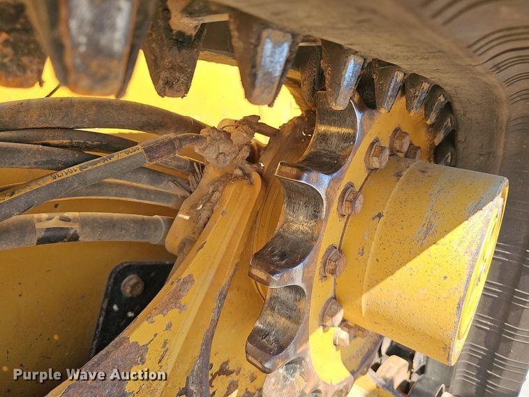 image for item NX9143 2020 Caterpillar  299D3XE tracked skid steer loader