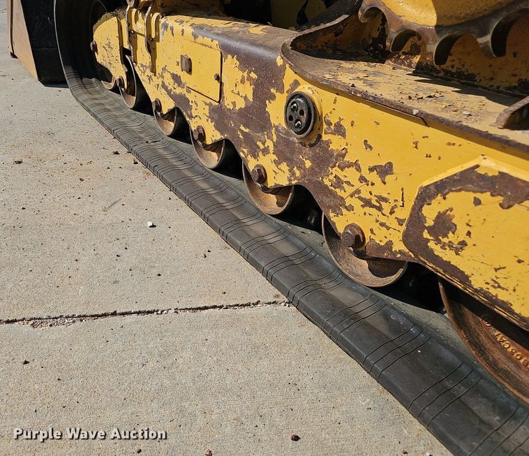 image for item NX9143 2020 Caterpillar  299D3XE tracked skid steer loader