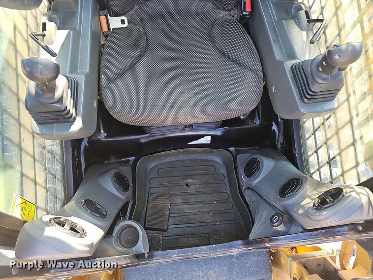 image for item NX9144 2019 Caterpillar  289D3 tracked skid steer loader