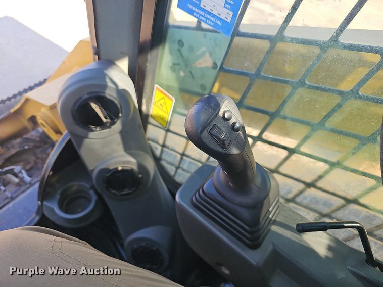 image for item NX9144 2019 Caterpillar  289D3 tracked skid steer loader