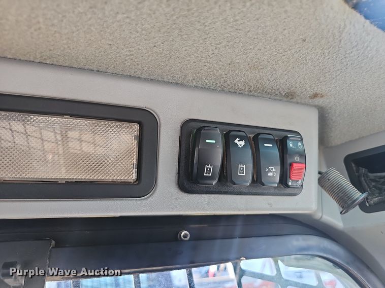 image for item NX9144 2019 Caterpillar  289D3 tracked skid steer loader