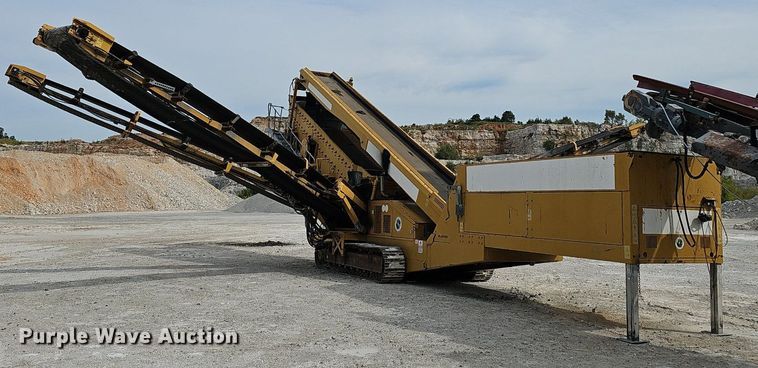 image for item NX9160 2012 IROCK 522T screening plant