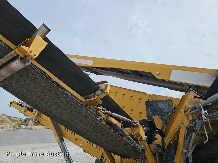 image for item NX9160 2012 IROCK 522T screening plant