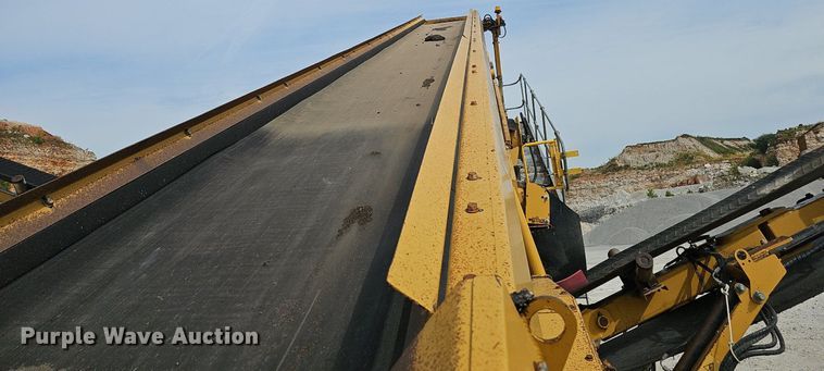 image for item NX9160 2012 IROCK 522T screening plant