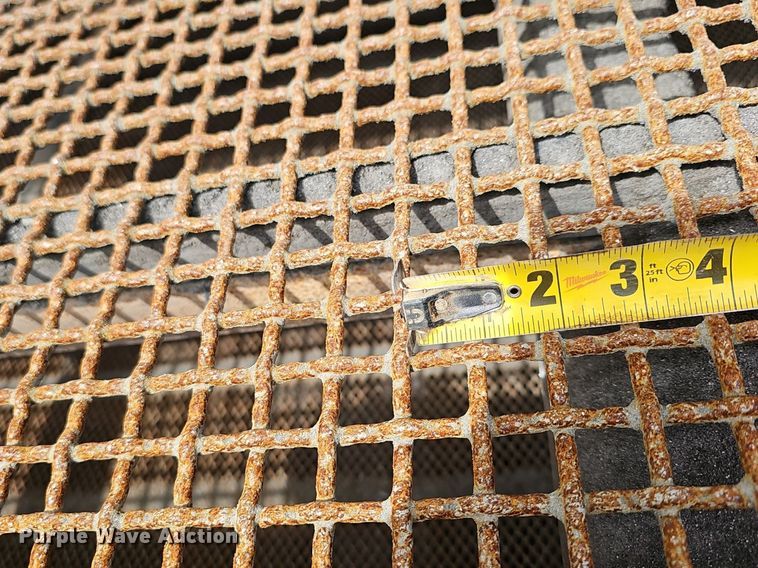 image for item NX9160 2012 IROCK 522T screening plant