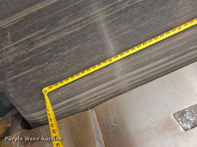 image for item NX9160 2012 IROCK 522T screening plant