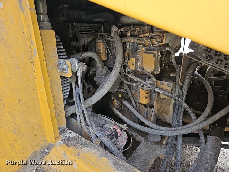 image for item NX9160 2012 IROCK 522T screening plant