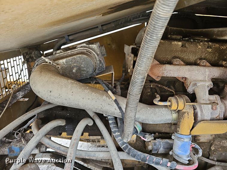 image for item NX9160 2012 IROCK 522T screening plant