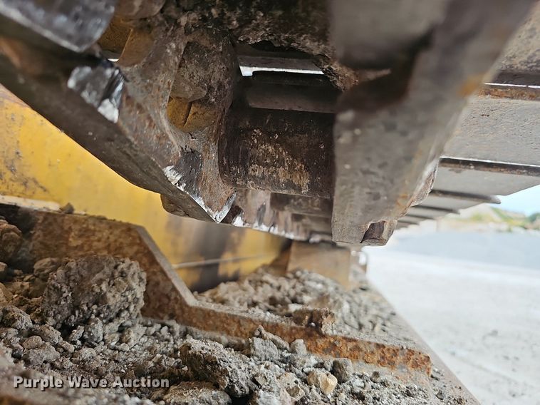 image for item NX9160 2012 IROCK 522T screening plant