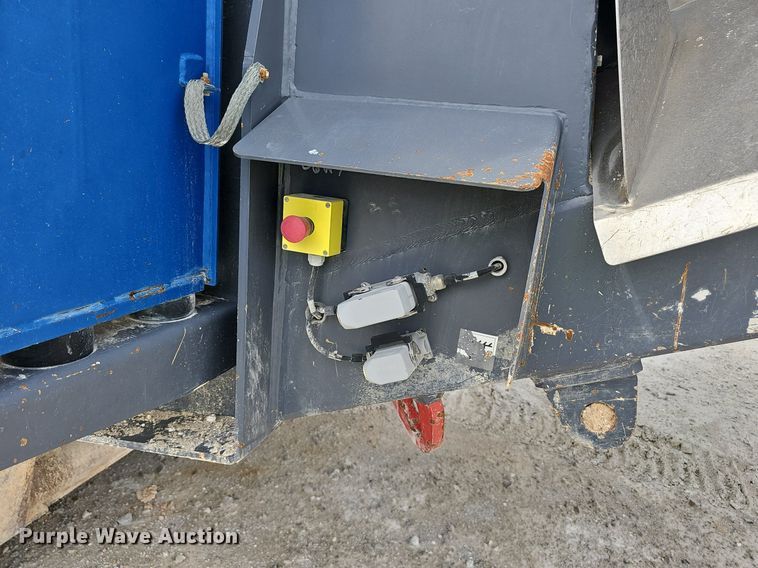 image for item NX9161 2012 Kleemann MC 110 Z  jaw crushing plant