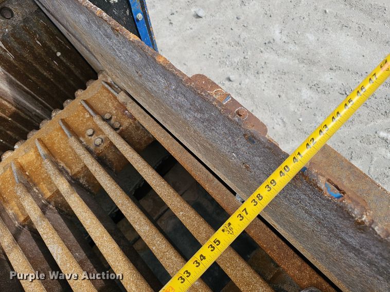 image for item NX9161 2012 Kleemann MC 110 Z  jaw crushing plant