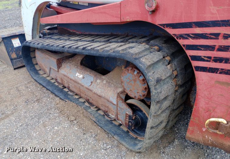 image for item NY9333 Takeuchi TL140 tracked skid steer loader