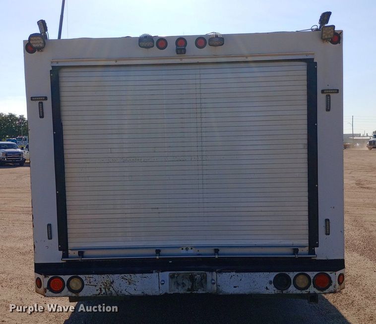 image for item NY9468 2008 Ford F650 Super Duty Crew Cab fuel/ lube truck