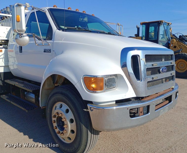 image for item NY9468 2008 Ford F650 Super Duty Crew Cab fuel/ lube truck