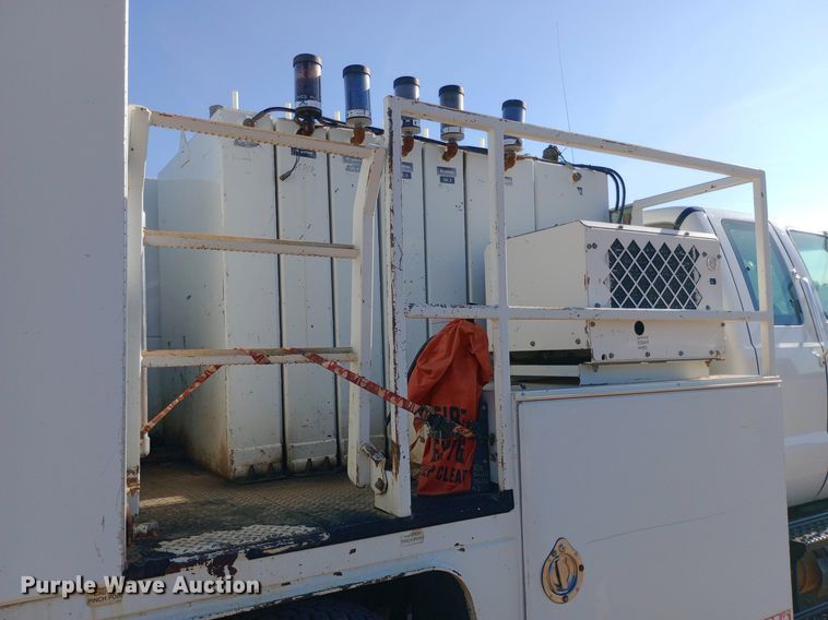 image for item NY9468 2008 Ford F650 Super Duty Crew Cab fuel/ lube truck
