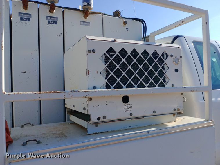 image for item NY9468 2008 Ford F650 Super Duty Crew Cab fuel/ lube truck