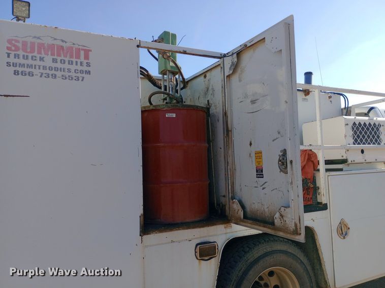 image for item NY9468 2008 Ford F650 Super Duty Crew Cab fuel/ lube truck