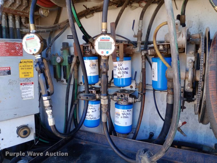 image for item NY9468 2008 Ford F650 Super Duty Crew Cab fuel/ lube truck