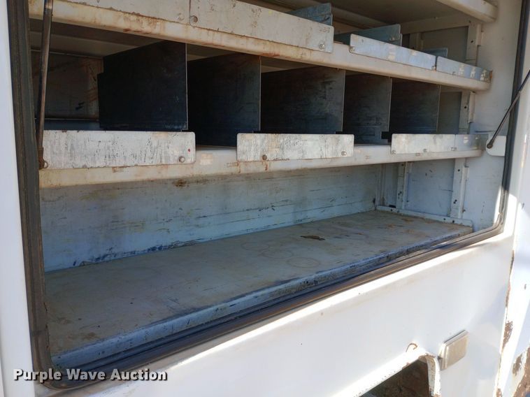 image for item NY9468 2008 Ford F650 Super Duty Crew Cab fuel/ lube truck