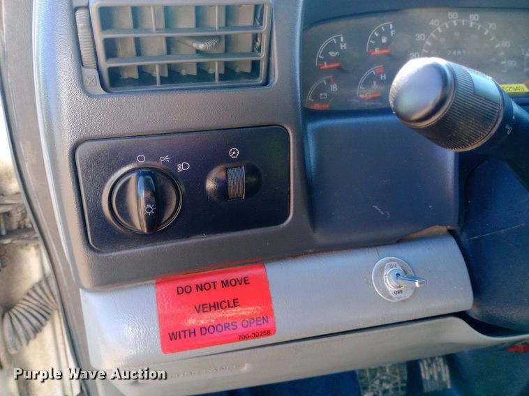 image for item NY9468 2008 Ford F650 Super Duty Crew Cab fuel/ lube truck