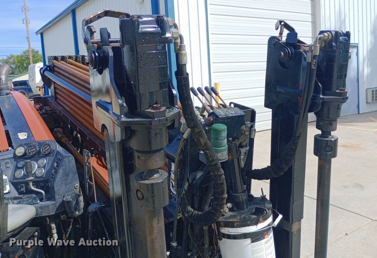 image for item NY9516 2011 Ditch Witch JT2020 Mach 1 directional boring unit
