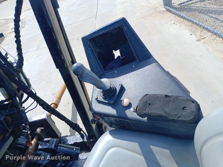 image for item NY9516 2011 Ditch Witch JT2020 Mach 1 directional boring unit