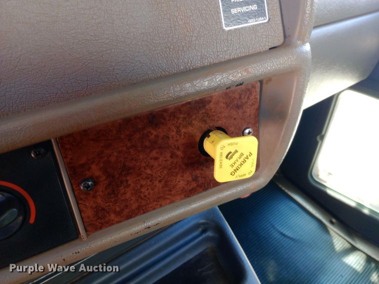 image for item NY9517 2009 Kenworth T370 fuel truck