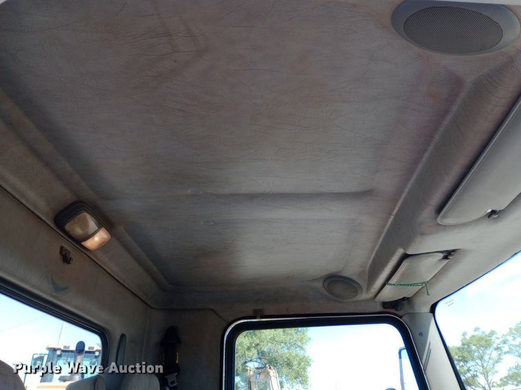 image for item NY9517 2009 Kenworth T370 fuel truck