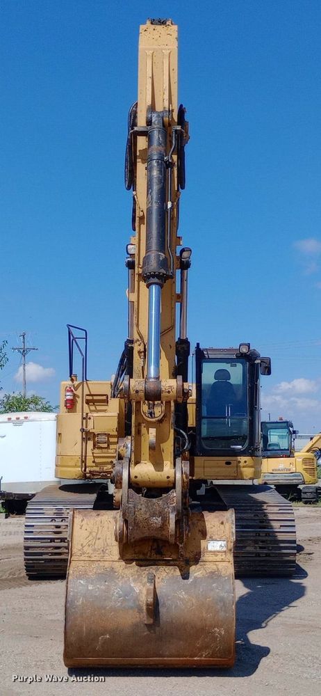 image for item NY9521 2008 Caterpillar 328D excavator